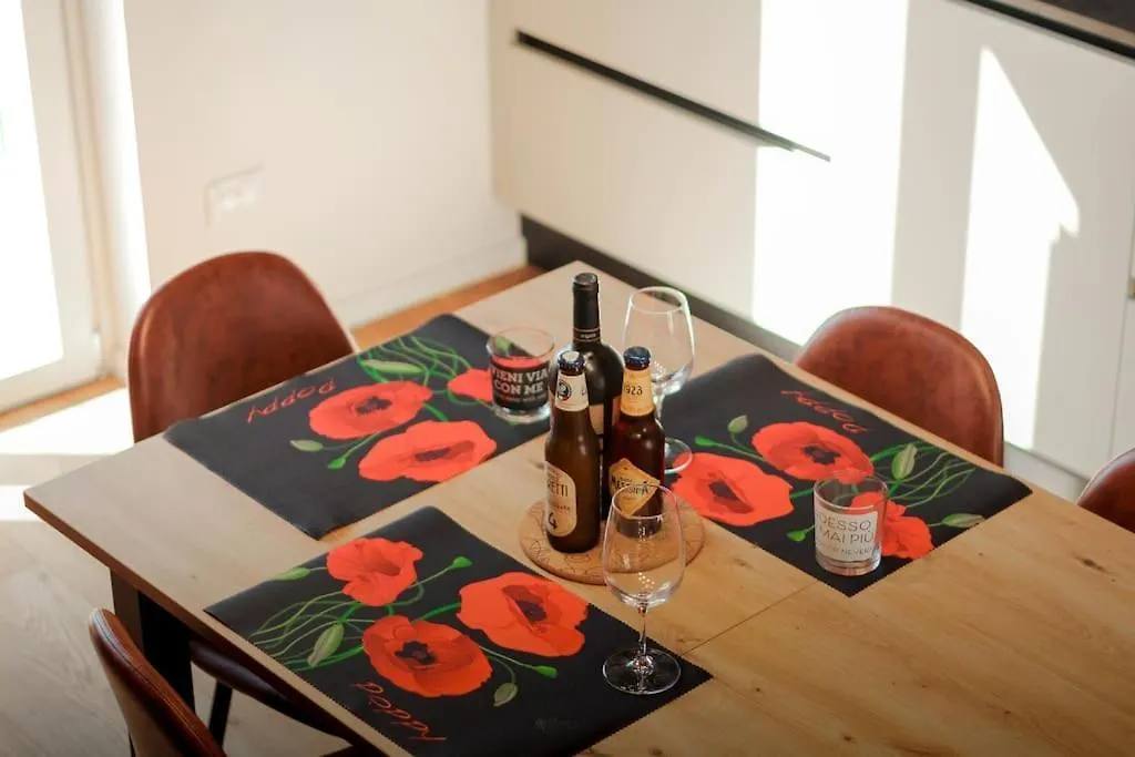 Poppy Loft Apartment Grottaferrata