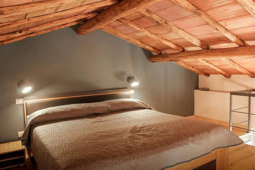 Poppy Loft Apartment Grottaferrata Italy